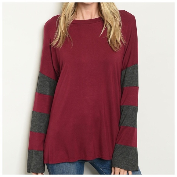 🆕Black/Burgundy soft tunic top - Picture 2 of 3